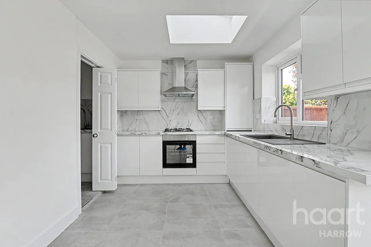 Kynance Gardens, Stanmore, HA7, photo 7