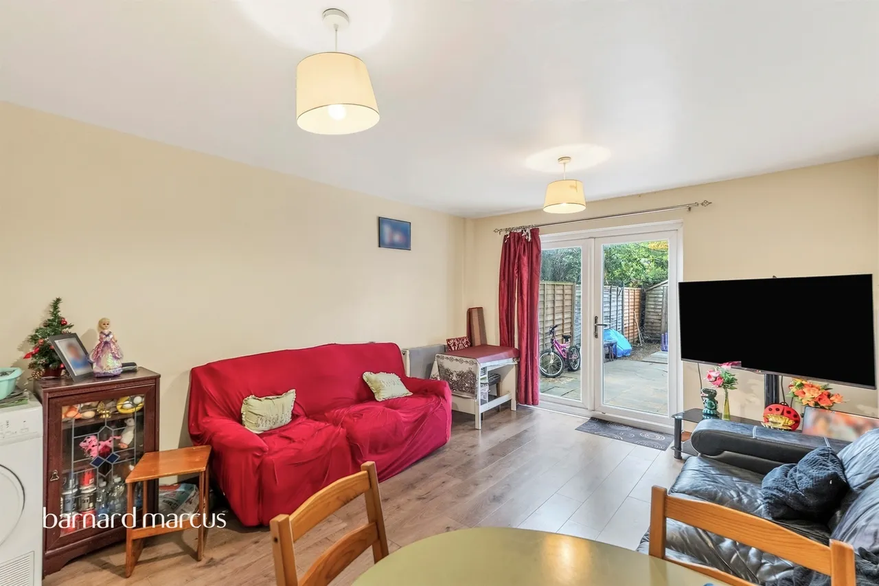 Kennedy Close, Mitcham, photo 5