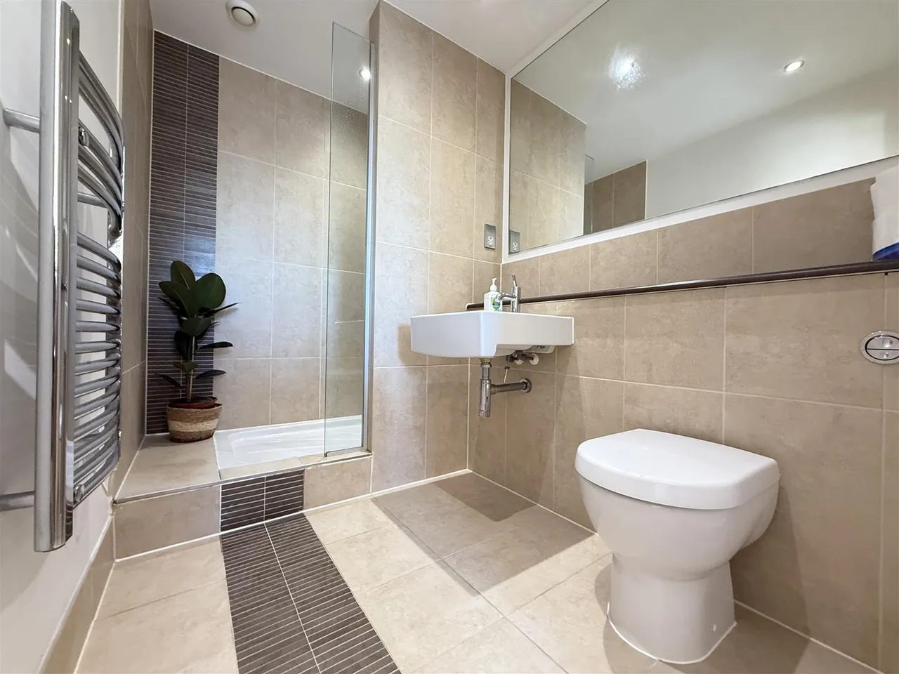 Fernie Street, Green Quarter, M4, photo 8
