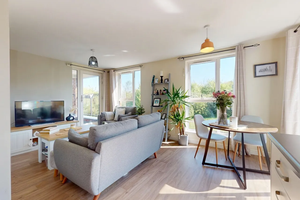 Parkside Crescent, Ketley, Telford TF1 5GT, photo 3