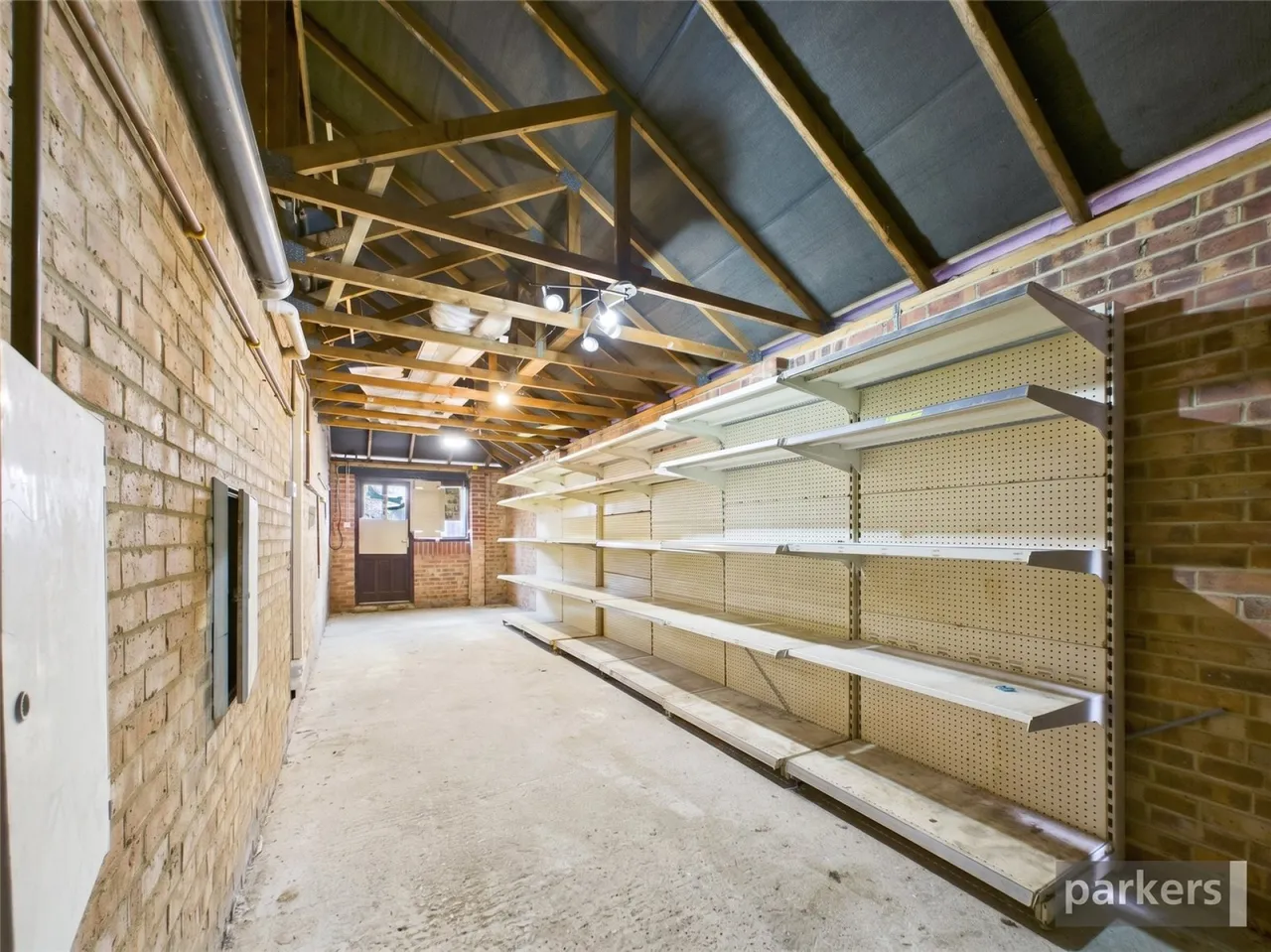 Pimento Drive, Earley, RG6, photo 15