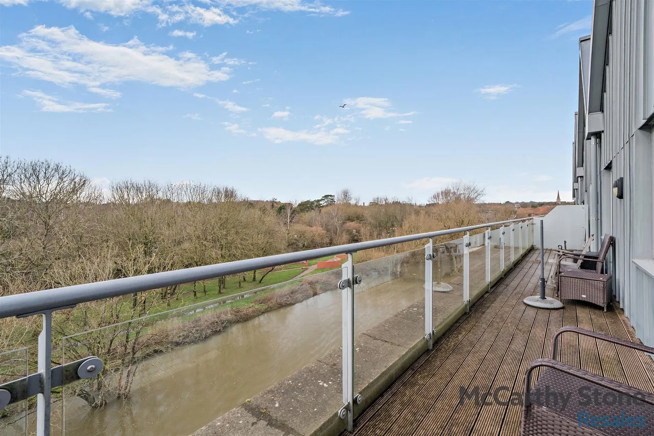 Westmead Lane, Chippenham, SN15, photo 2