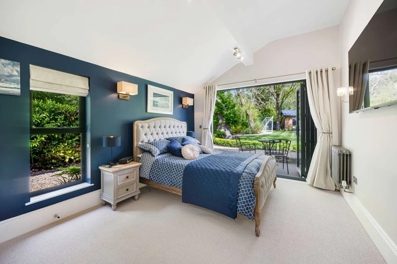 Knutsford Road, Alderley Edge, Cheshire, SK9 7SF, photo 11