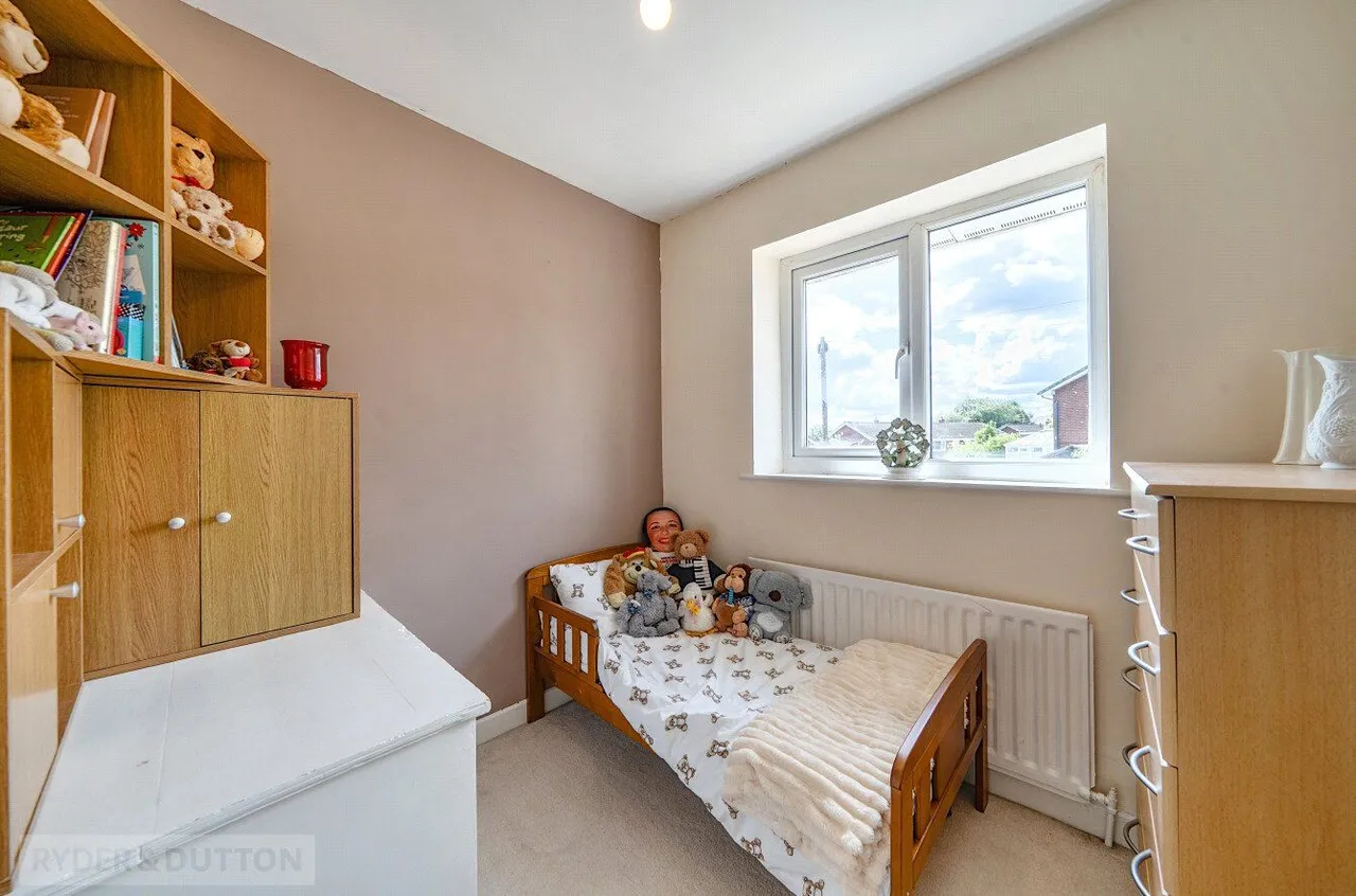 Newark Park Way, Royton, OL2, photo 14