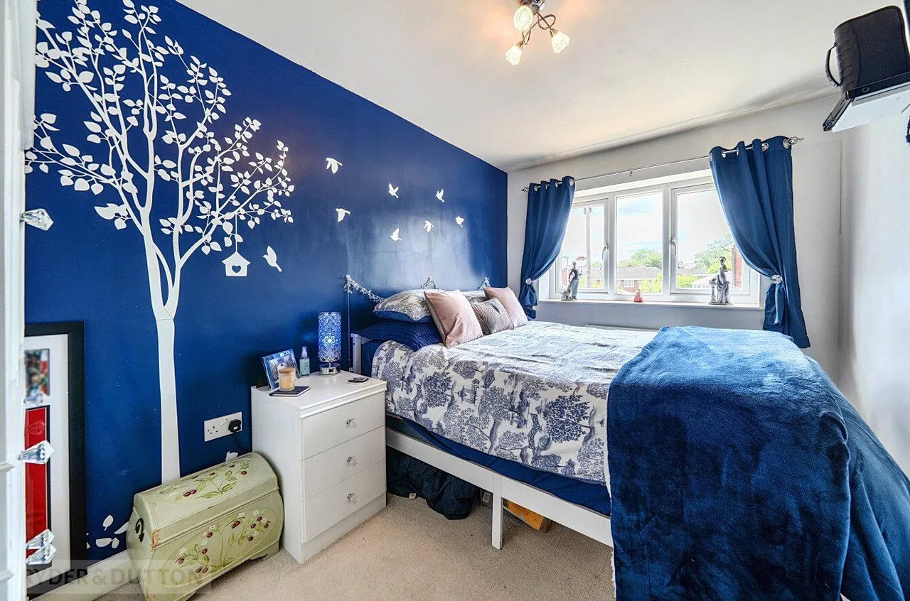 Newark Park Way, Royton, OL2, photo 13