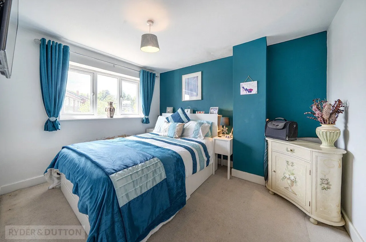 Newark Park Way, Royton, OL2, photo 12