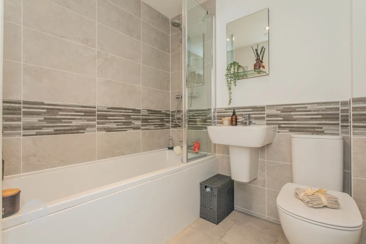 St. Catherines Gardens, Lowton, Warrington, WA3 1LU, photo 23