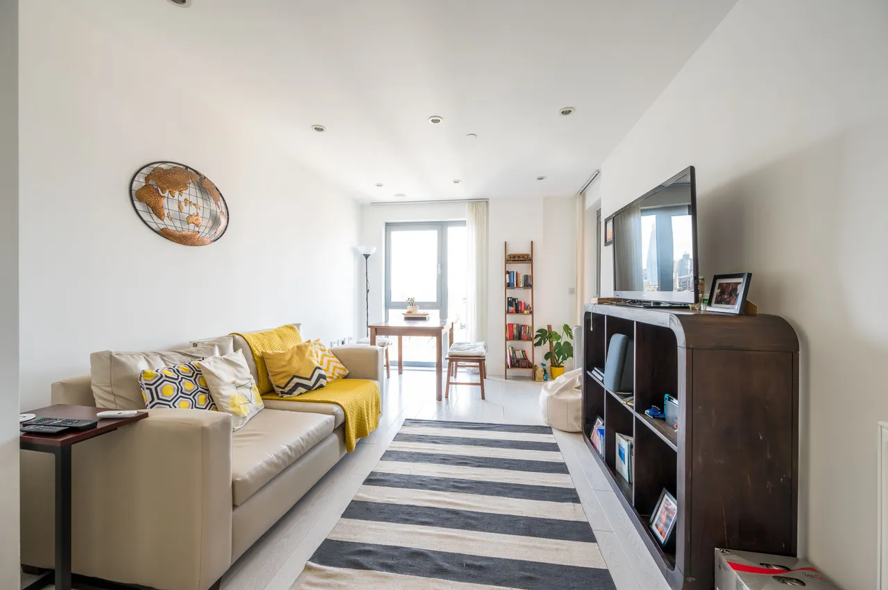 1 bed flat for sale — 803 Wilson Tower, 16 Christian Street, London