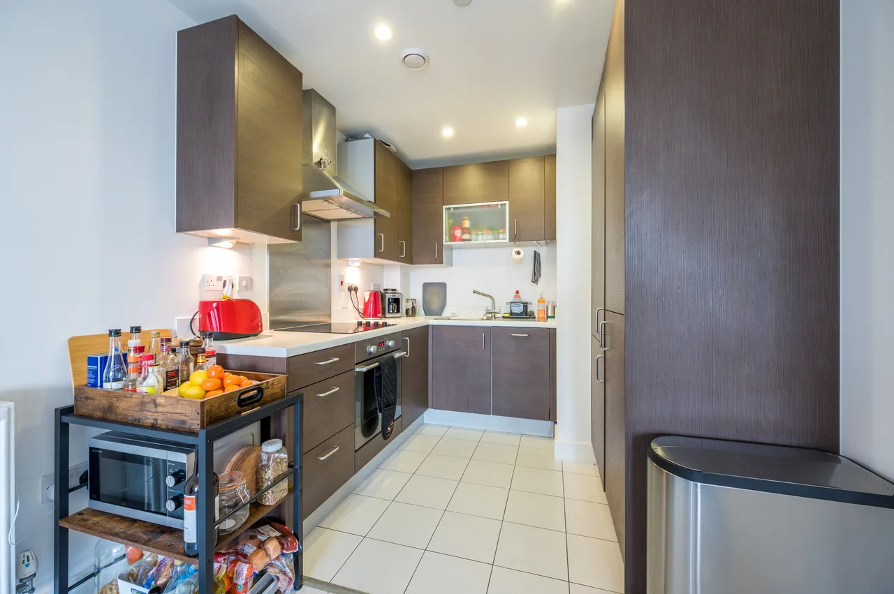 803 Wilson Tower, 16 Christian Street, London, photo 3
