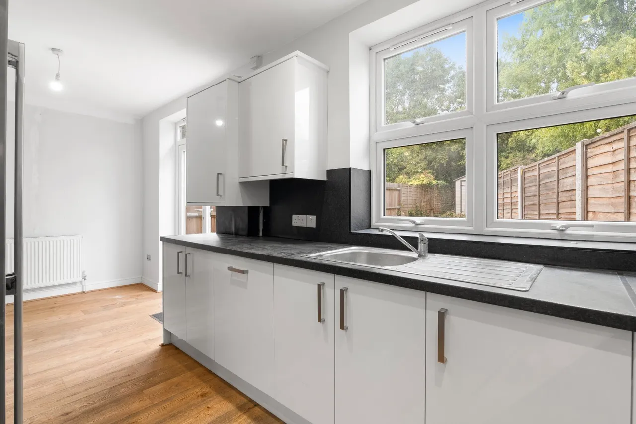 Aberdeen Road, London, NW10, photo 6