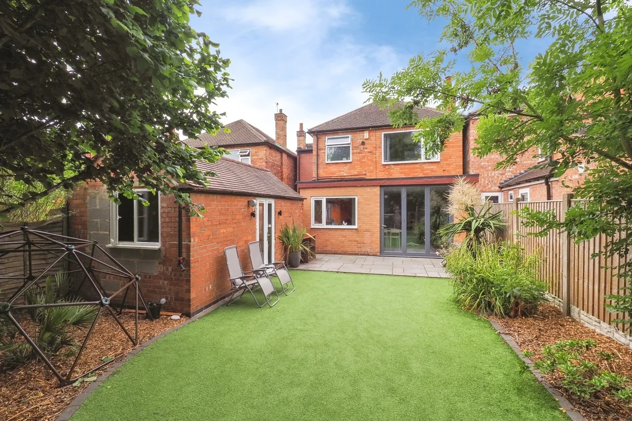 Hambledon Drive, Wollaton, Nottingham, NG8, photo 2
