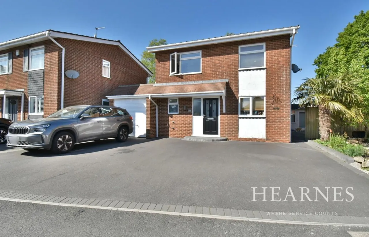 3 bed house for sale, Pavan Gardens, BH10