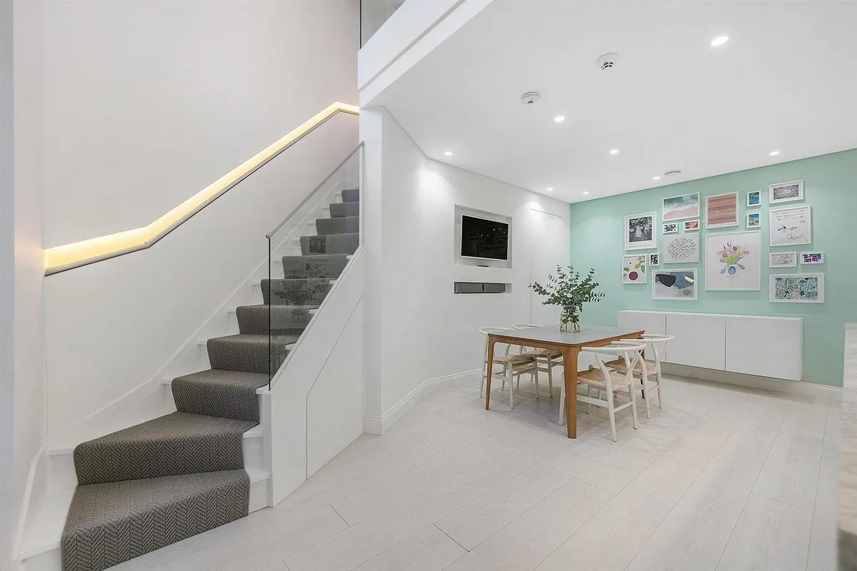 Greenside Road, London, W12, photo 6