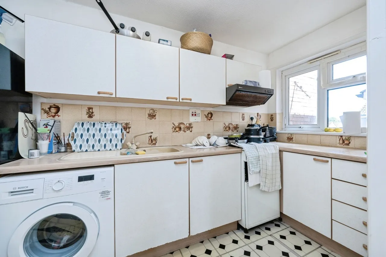 Queen Street, Bedford, Bedfordshire, MK40, photo 3
