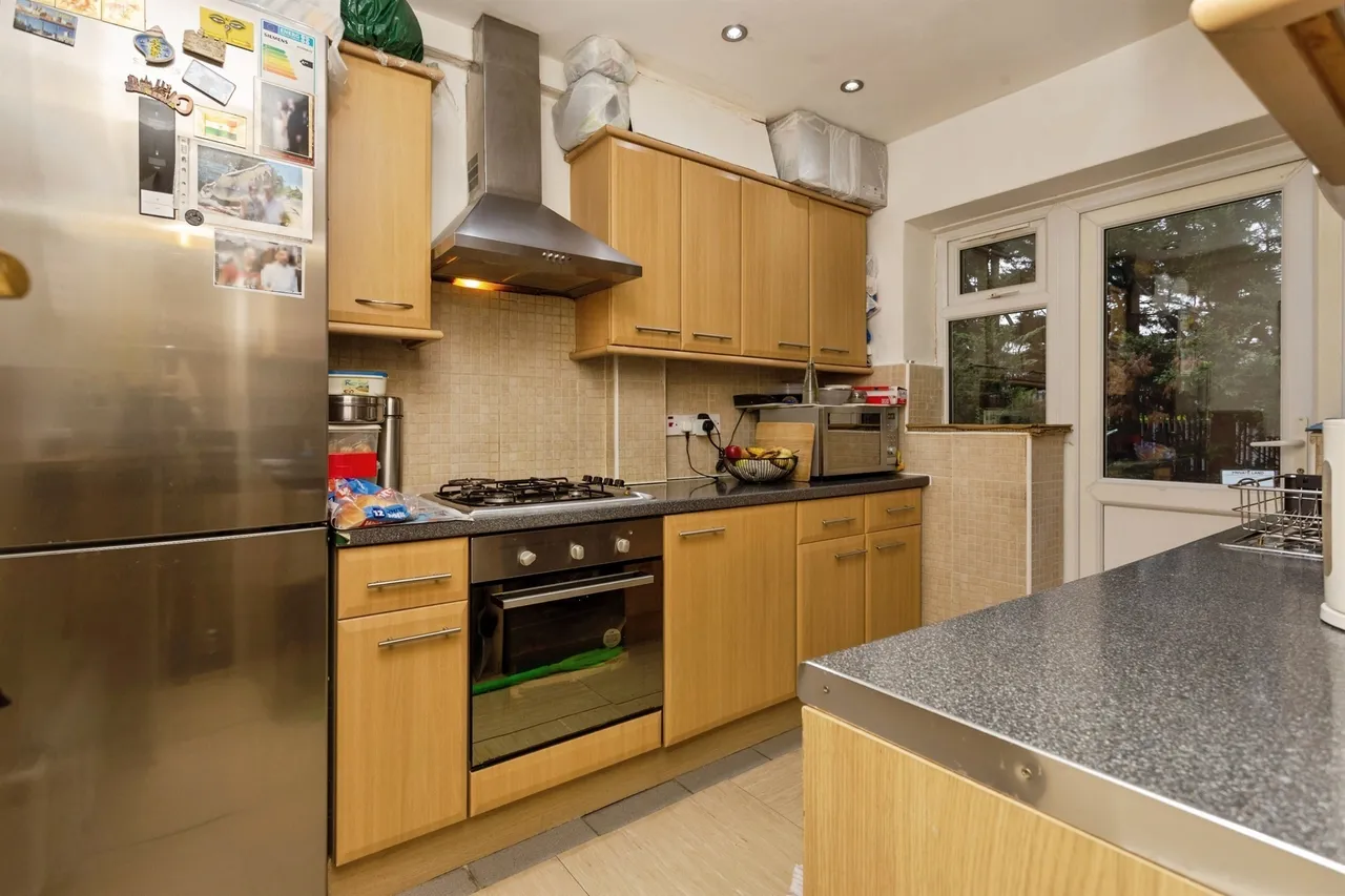 Princes Drive, Harrow, photo 3