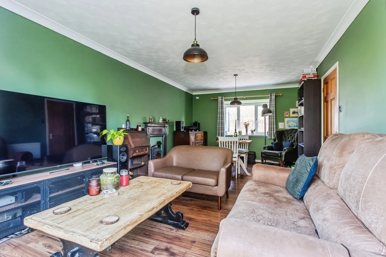 North Street, Great Wakering, Southend-on-Sea, Essex, SS3, photo 14