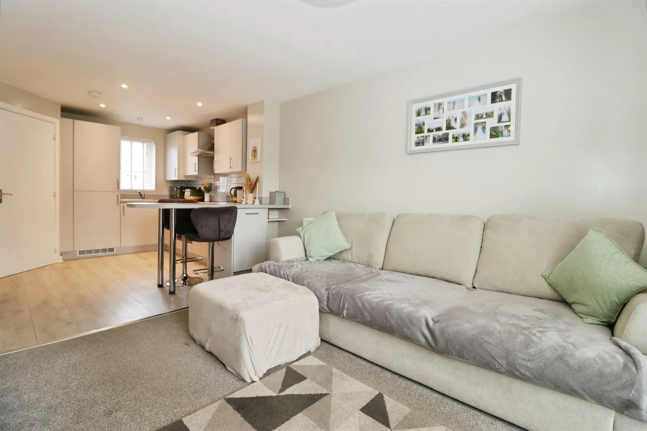 Tulip Road, Emersons Green, BS16, photo 5