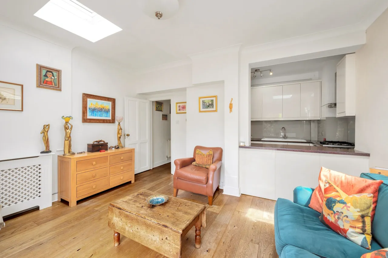 Sydney Road, Raynes Park, SW20, photo 11