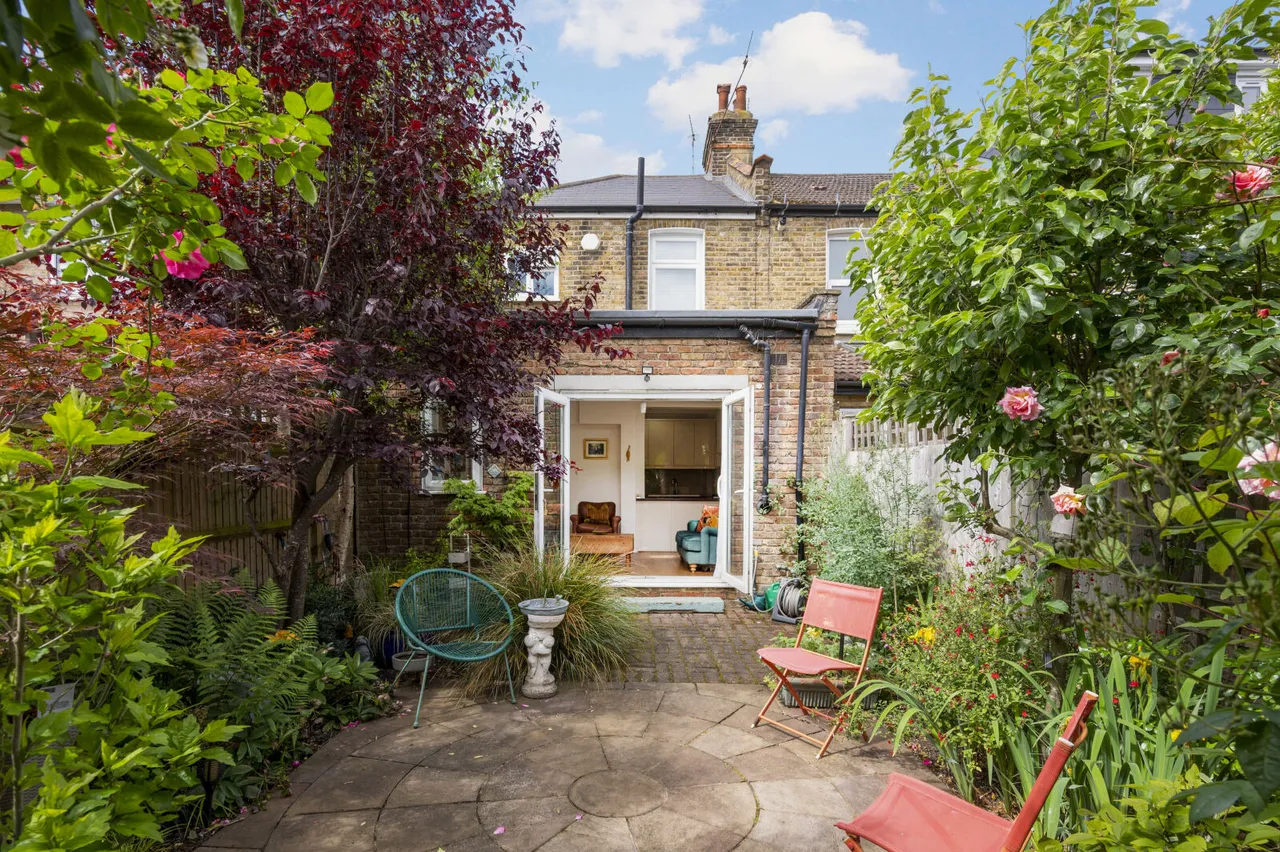 Sydney Road, Raynes Park, SW20, photo 16