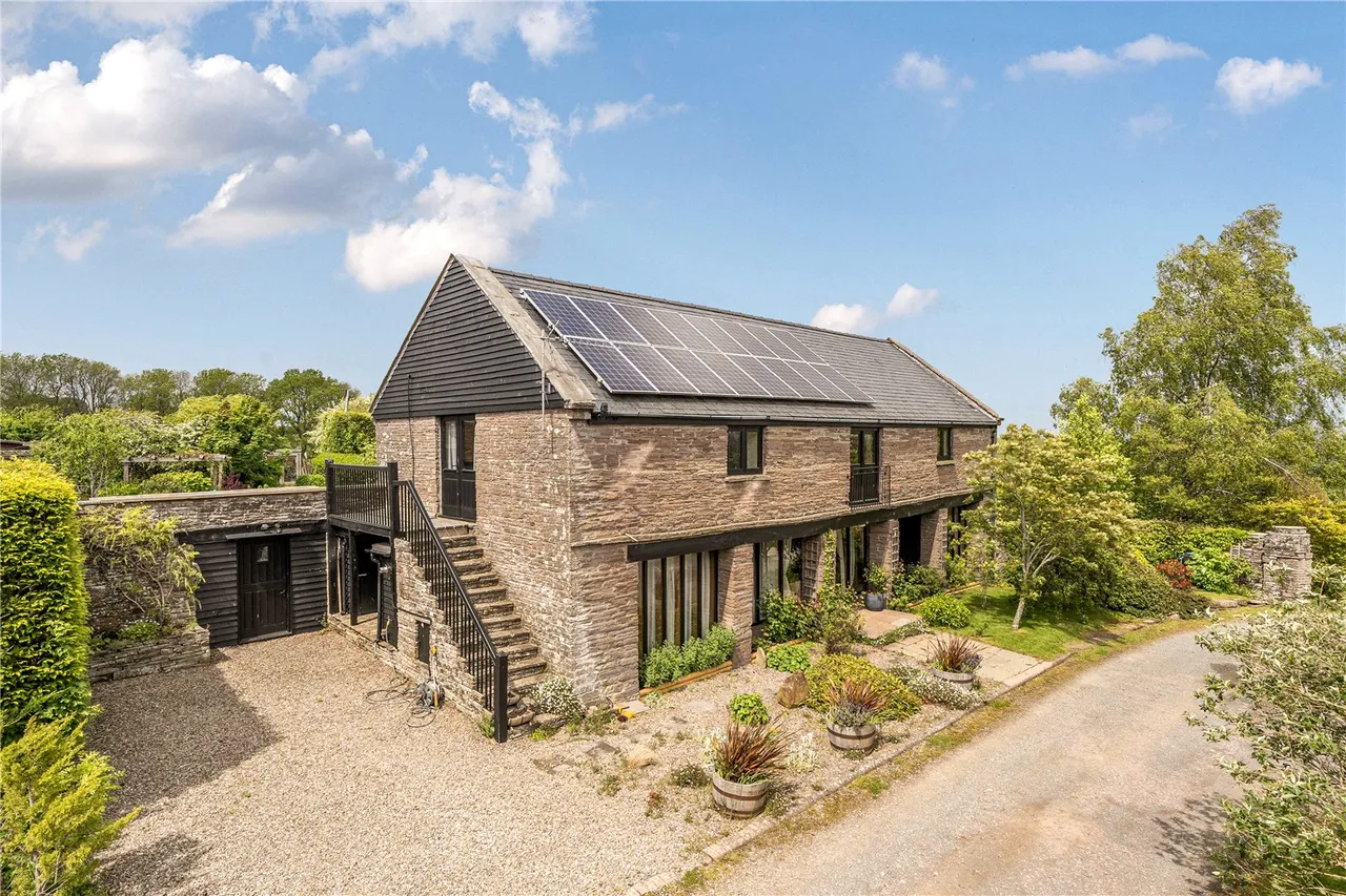 Peterchurch, Hereford, Herefordshire,, HR3 6BJ, photo 2