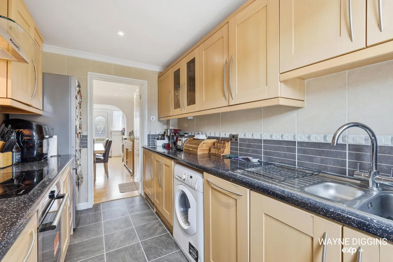 Hayle, East Tilbury, RM18 8RN, photo 7