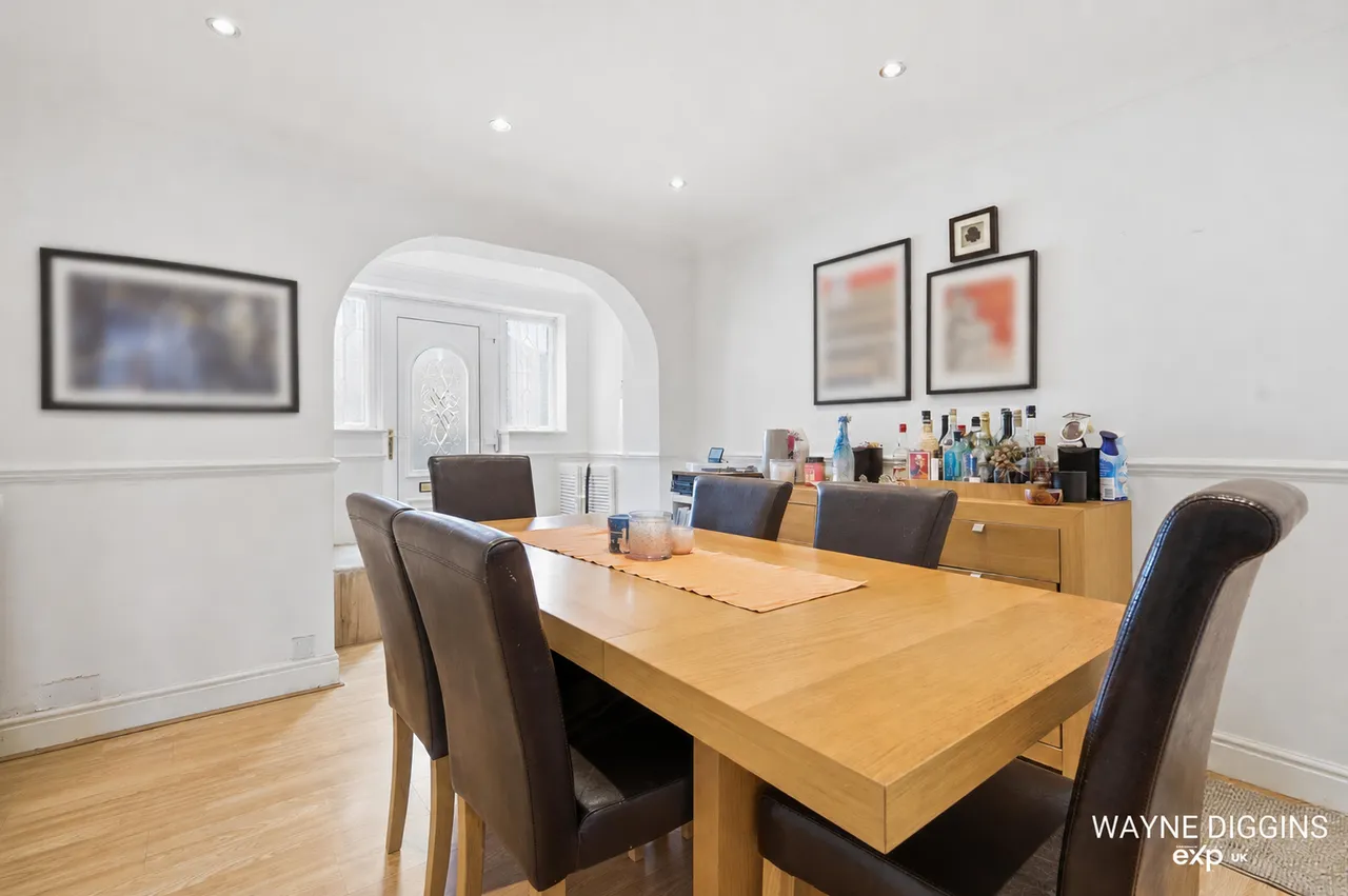 Hayle, East Tilbury, RM18 8RN, photo 4