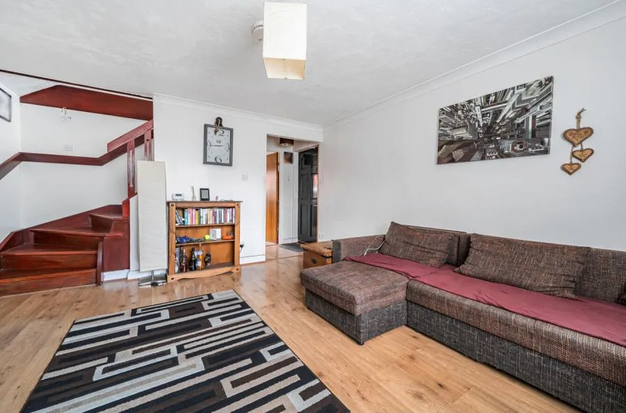 Allhallows Road, London, E6, photo 12