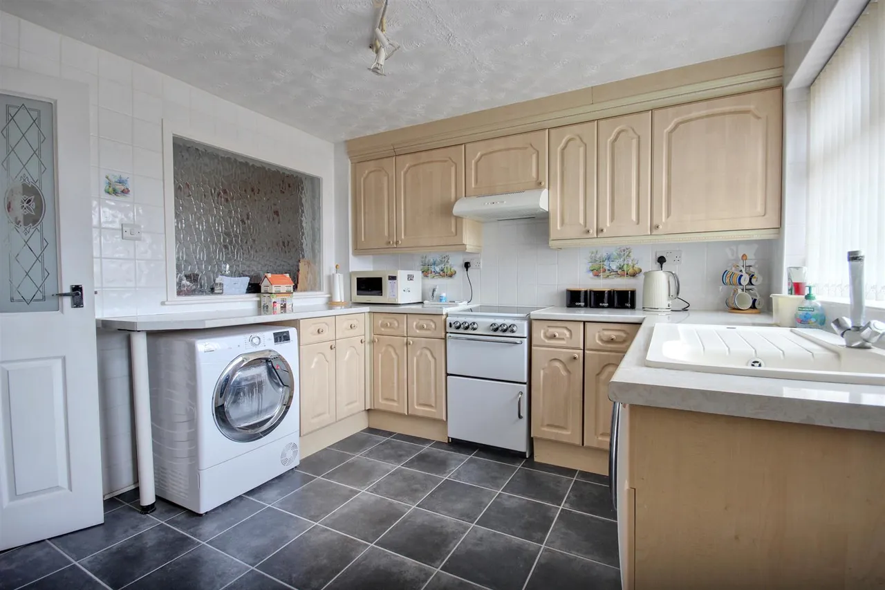 Bristol Road, Hull, photo 5