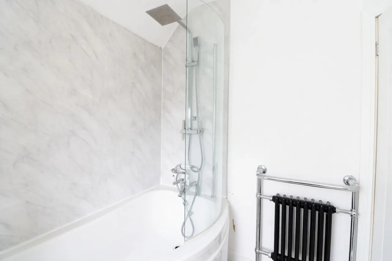 First Avenue, Kidsgrove, ST7, photo 7