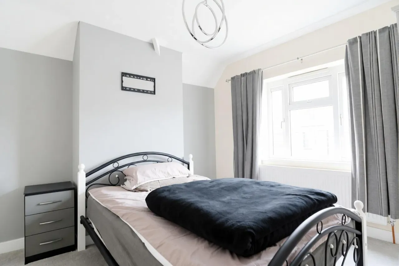 First Avenue, Kidsgrove, ST7, photo 8