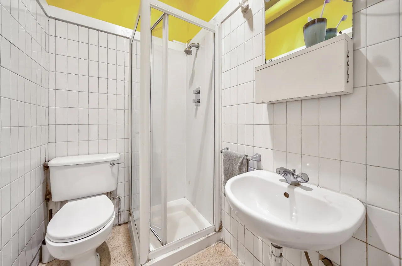 Hemstal Road, London, NW6, photo 11