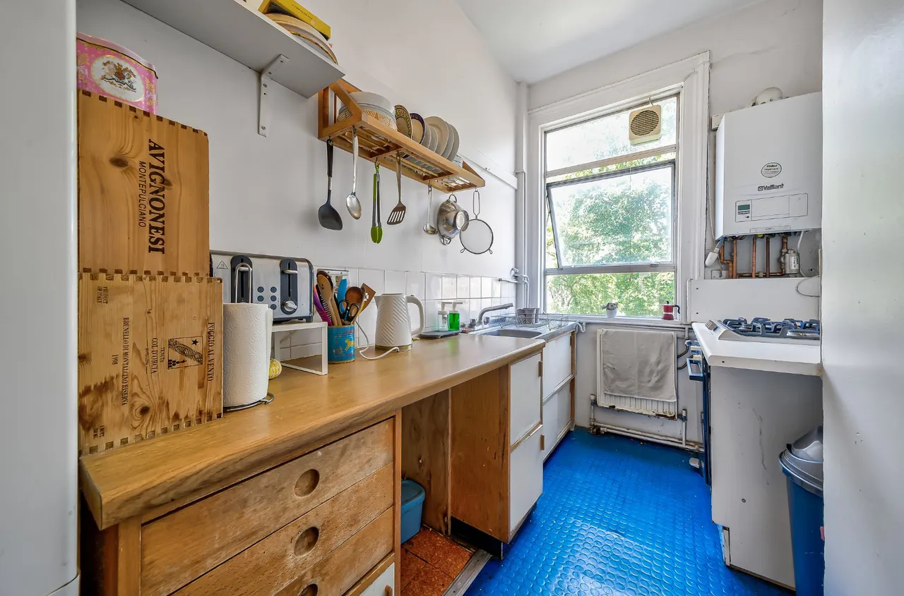 Hemstal Road, London, NW6, photo 9