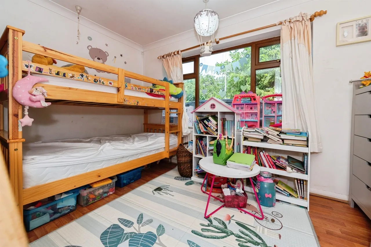 Dock Road, Grays, photo 12