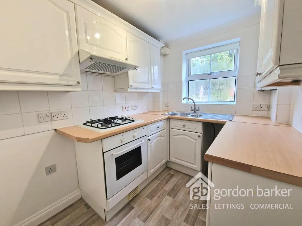 Hadley Court, Bournemouth, 127 Richmond Park Road, BH8 8UA, photo 3