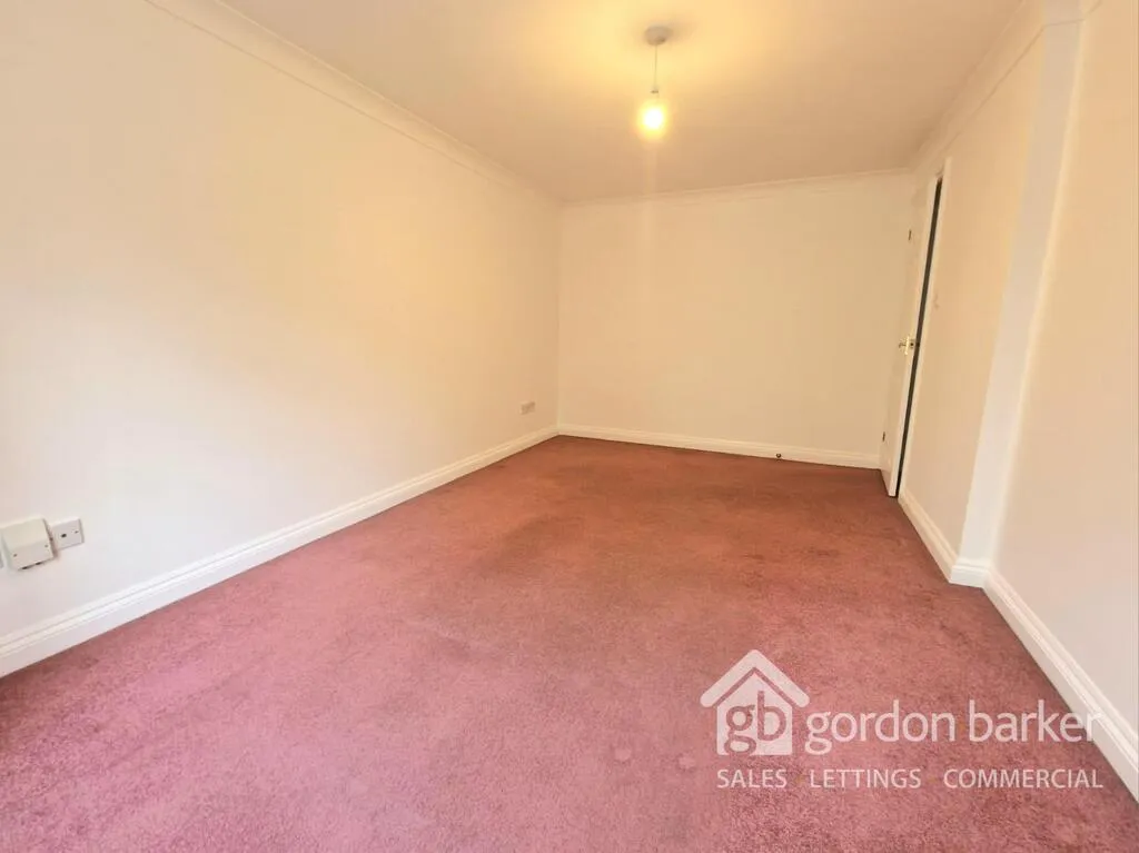 Hadley Court, Bournemouth, 127 Richmond Park Road, BH8 8UA, photo 6