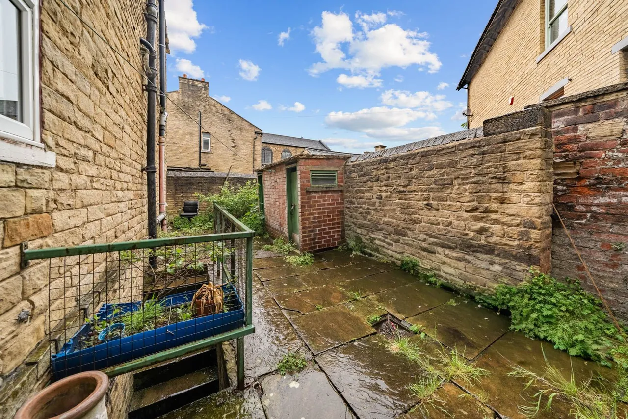 Gooder Lane, HD6, photo 11