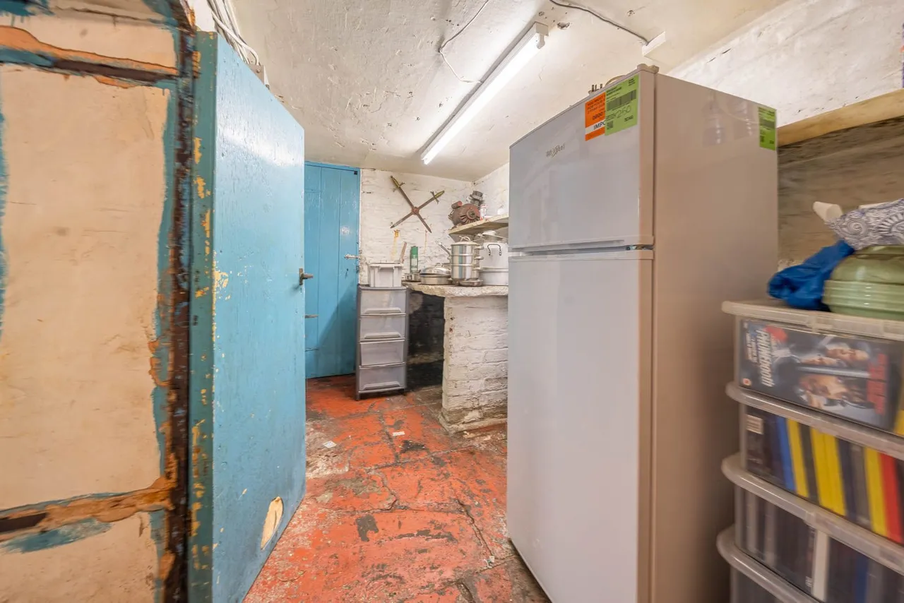 Gooder Lane, HD6, photo 19