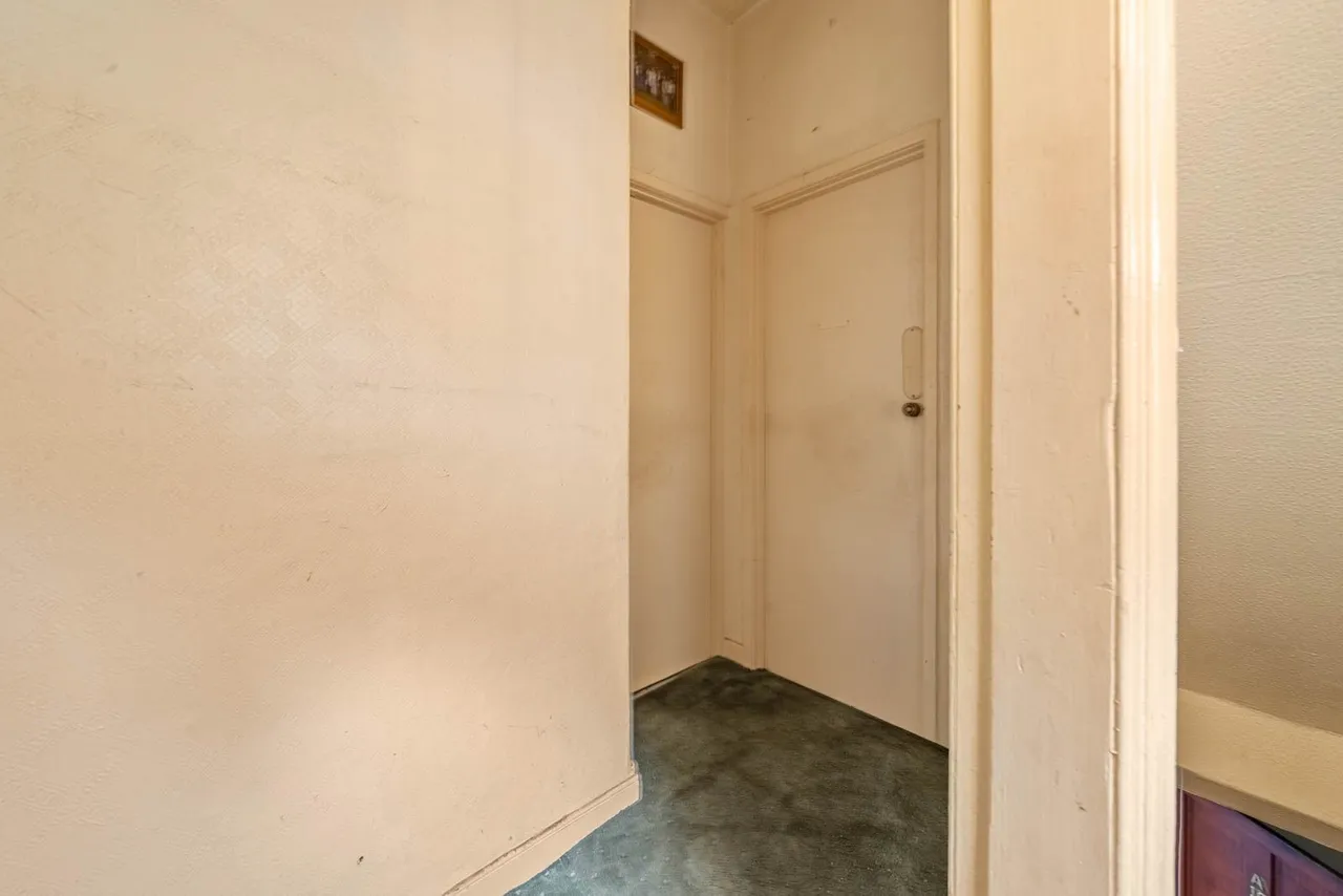 Gooder Lane, HD6, photo 15
