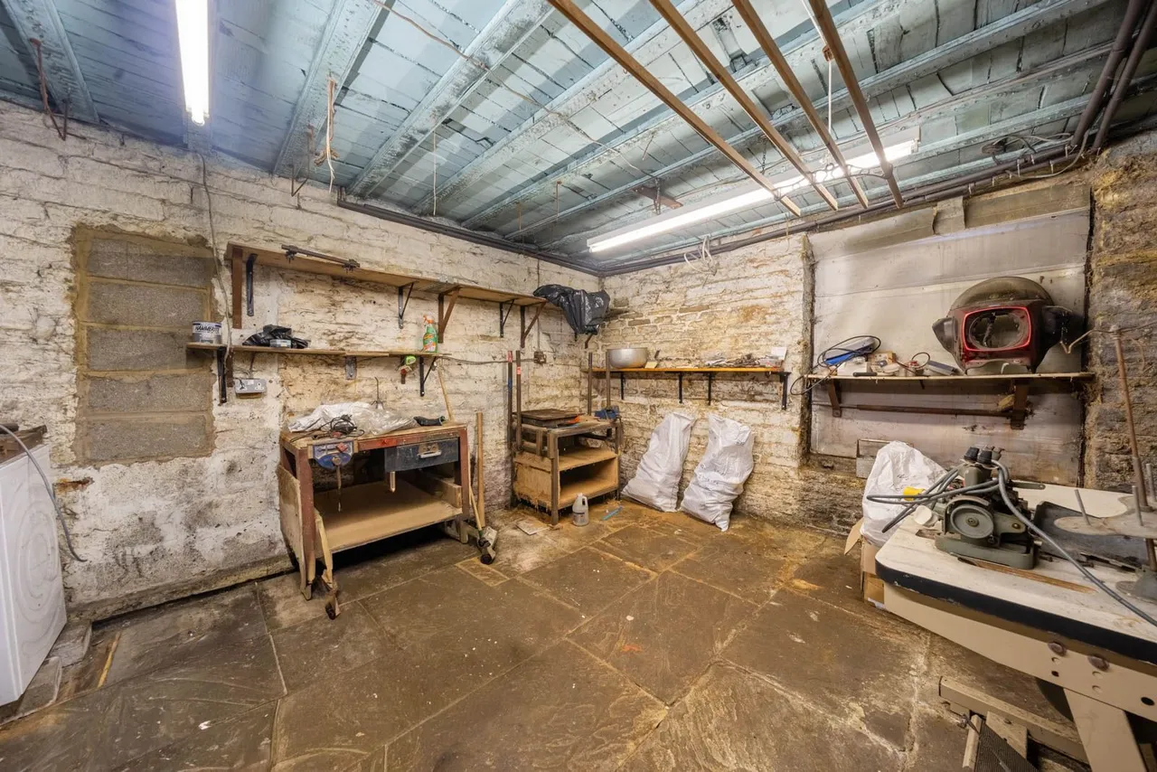 Gooder Lane, HD6, photo 9