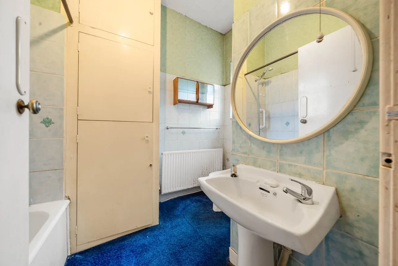 Gooder Lane, HD6, photo 6