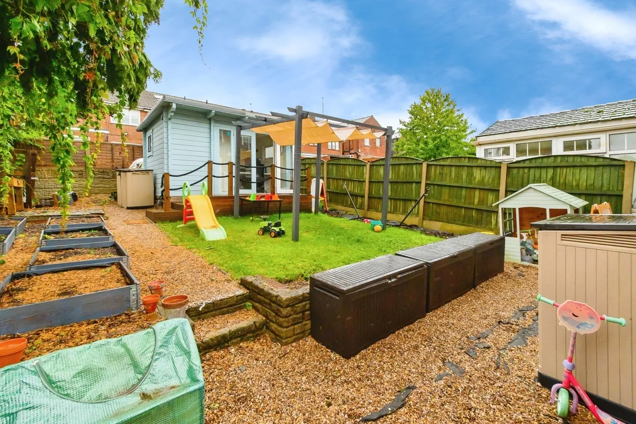 Ashford Avenue, Worsley, Manchester, Greater Manchester, M28, photo 18