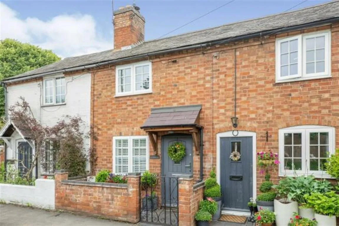 1 bed property to rent — Main Street, Moreton Morrell