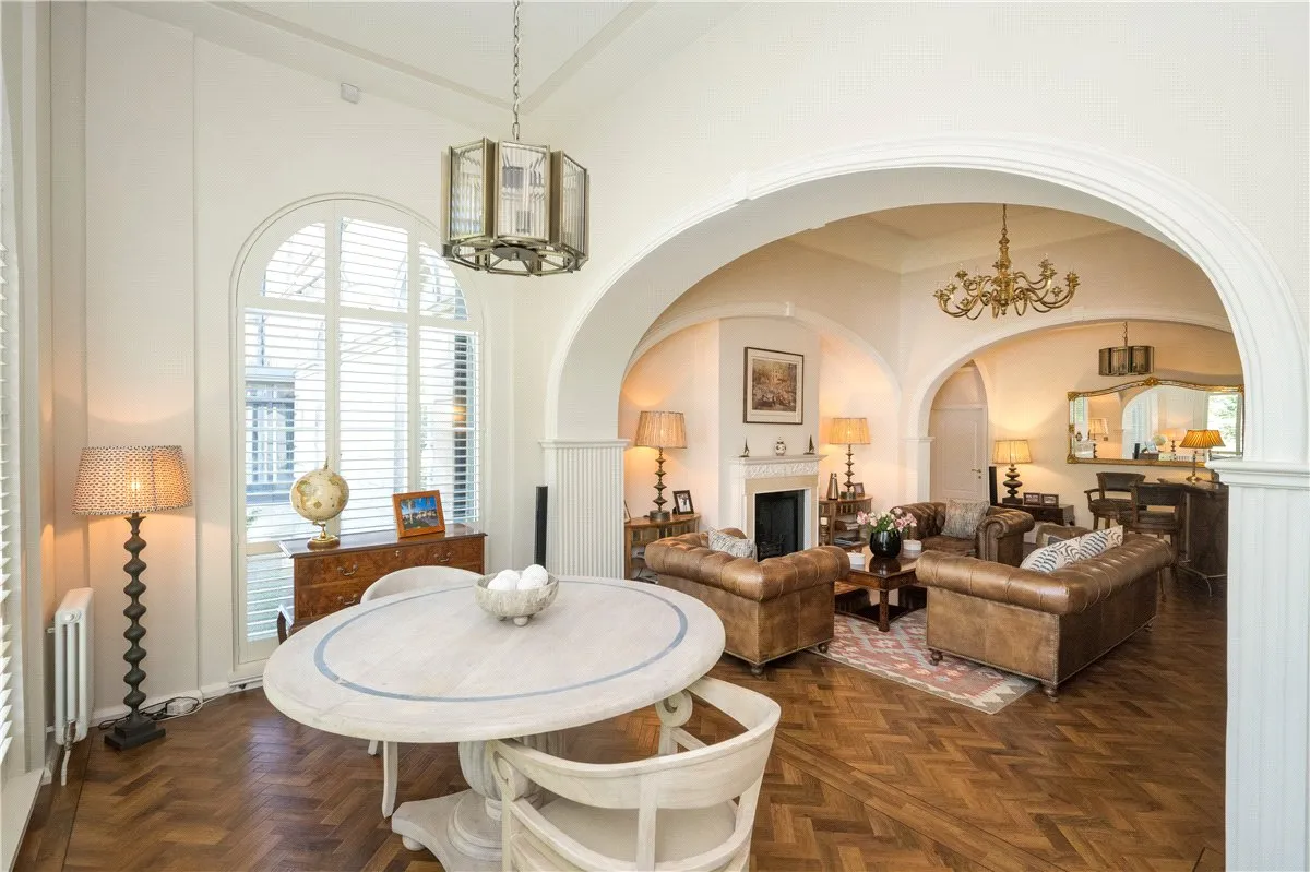Windsor Court, West Park, HG1, photo 5