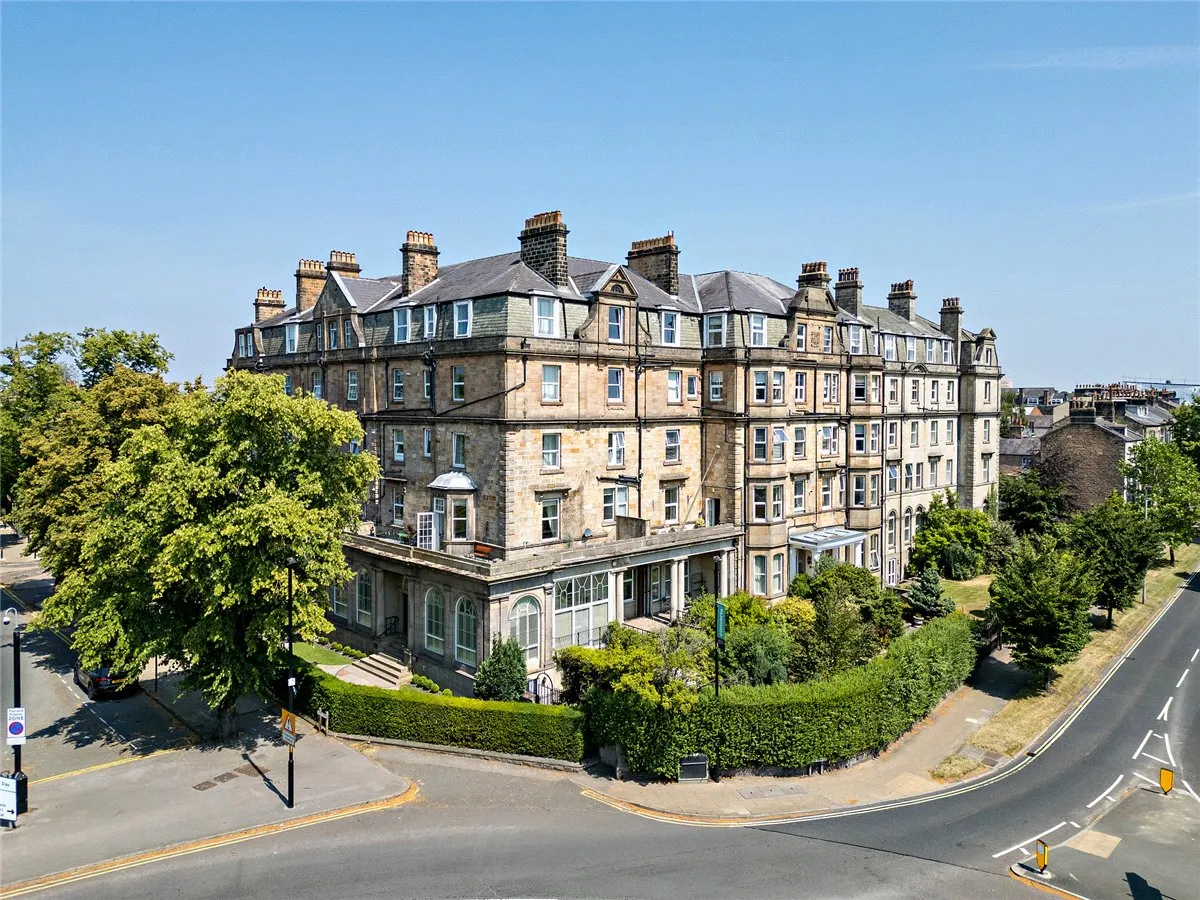 Windsor Court, West Park, HG1, photo 21