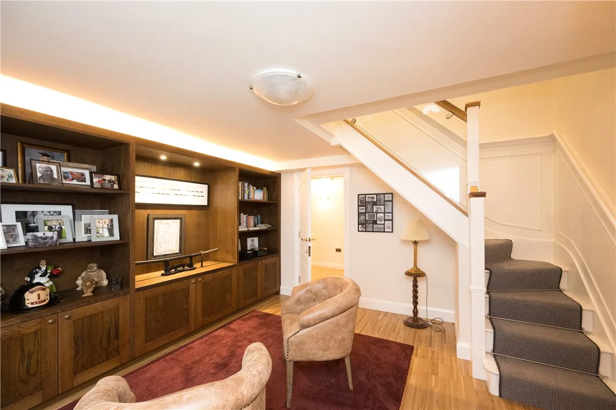 Windsor Court, West Park, HG1, photo 11