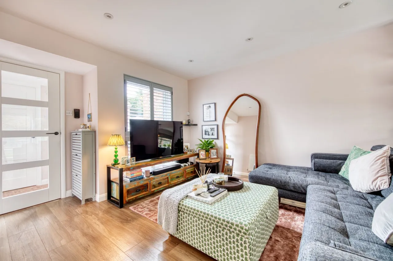 Malcolm Way, Wanstead, photo 6