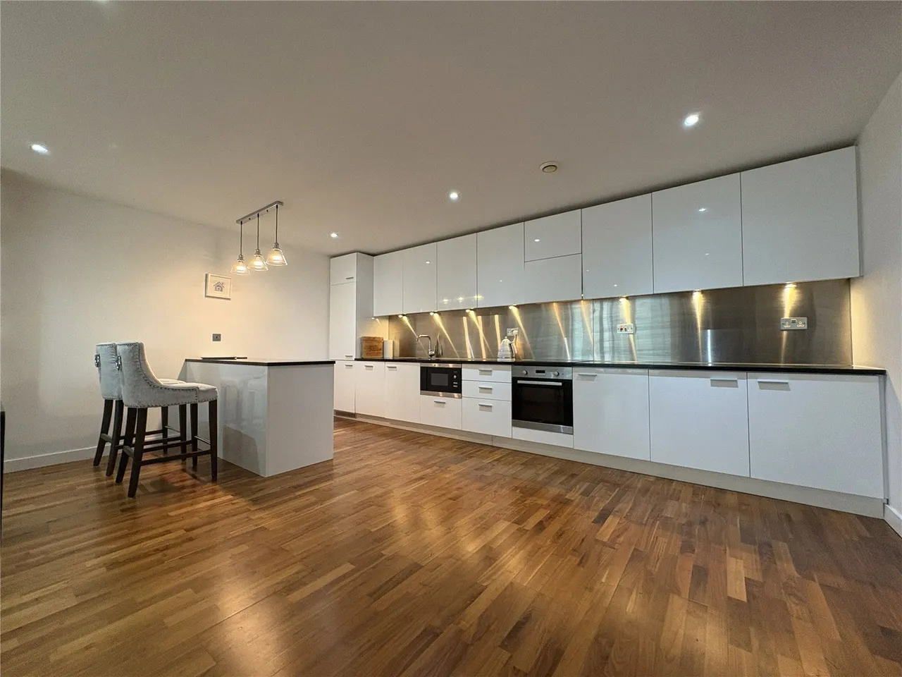 William Jessop Way, Liverpool, L3, photo 3