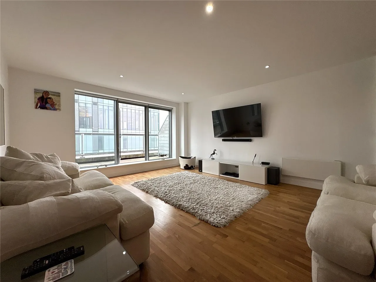 William Jessop Way, Liverpool, L3, photo 4