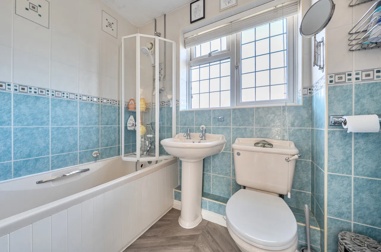 Grayling Mead, Romsey, SO51, photo 13