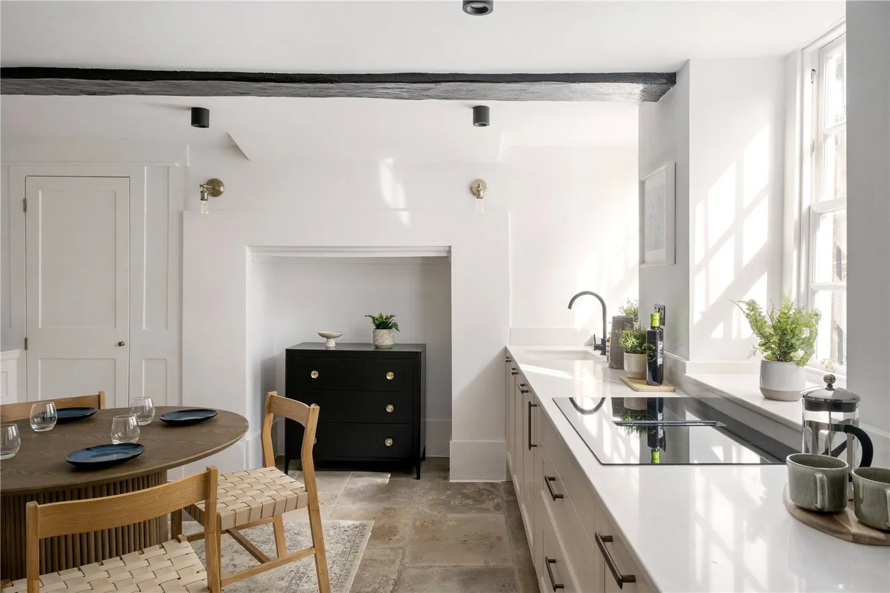 Chiswick Lane South, London, W4, photo 12